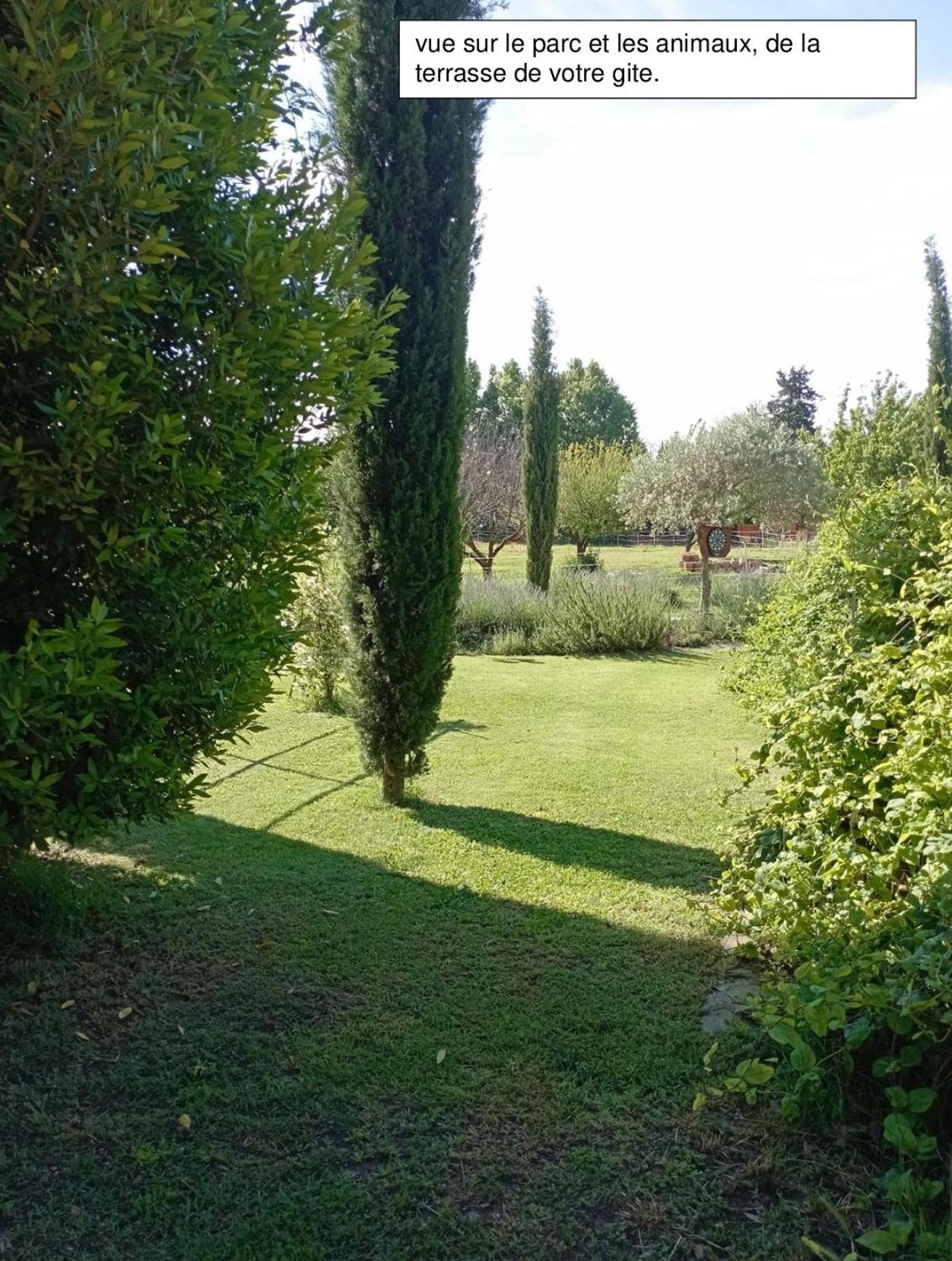 De La Jardine Hébergement de vacances Velleron